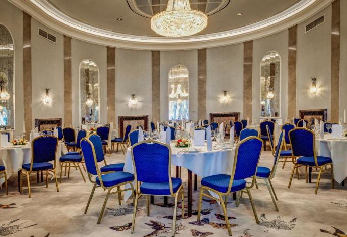 Schlosshotel Karlsruhe ****