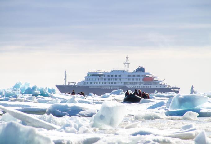 Islande, Jan Mayen et Svalbard - Escapade citadine & croisière d'expédition