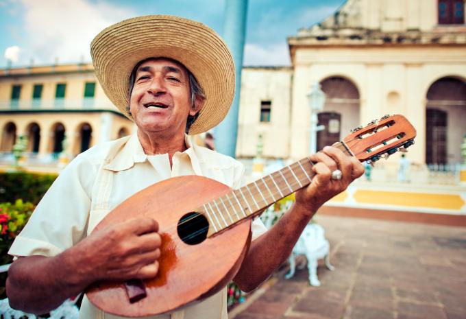 Cuba «tra auto d'epoca e musica» - Tour e bagni