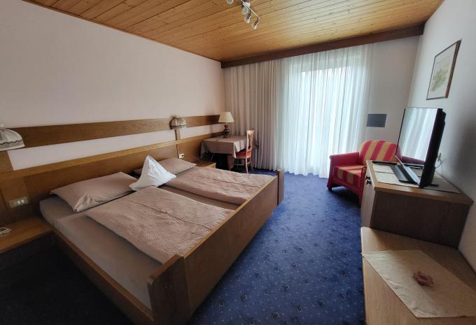 Zimmerbeispiel Doppelzimmer Standard Balkon Zimmerbeispiel Doppelzimmer Standard Balkon