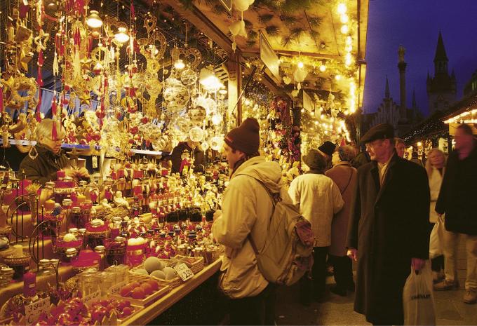 Christmas Shopping und Weihnachtsmarkt München - Carreise