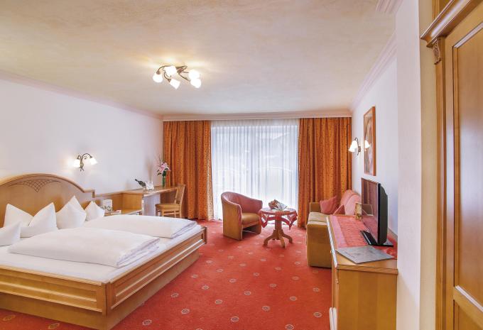 Zimmerbeispiel, Doppelzimmer Deluxe Balkon Leben