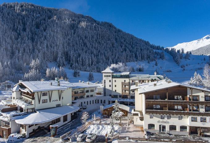 Mein Almhof, Nauders