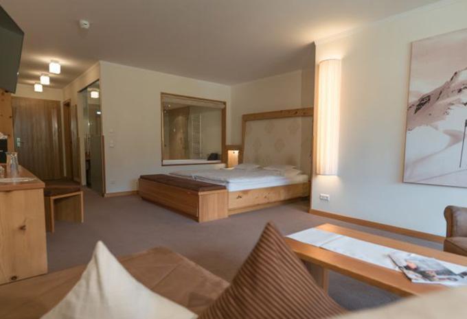 Exemple de chambre suite junior «Wellness»