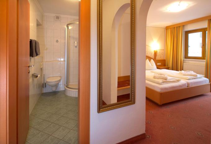 Exemple de chambre, chambre de 3 lits Standard balcon/terrasse Exemple de chambre, chambre de 3 lits Standard balcon/terrasse