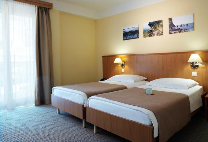 Zimmerbeispiel Doppelzimmer „Parkblick“