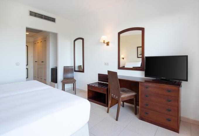 Hotel Valentin Son Bou