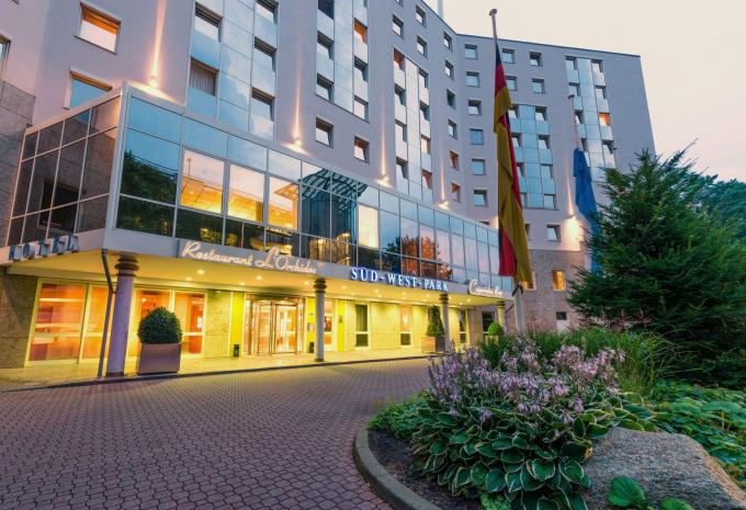 NOVINA HOTEL Südwestpark NOVINA HOTEL Südwestpark