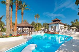 H10 White Suites****