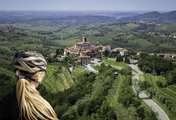 Durch Sloweniens mediterrane Weingärten - Velotour