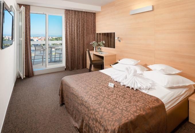 Exemple de chambre, chambre double (CD) «Classic Balcon»