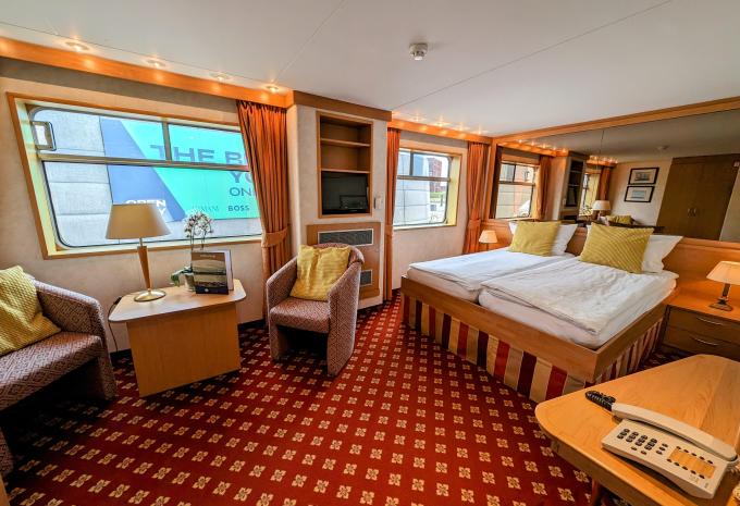 Zimmerbeispiel, MS Rigoletto