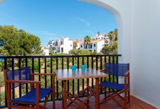 Fergus Club Carema Splash