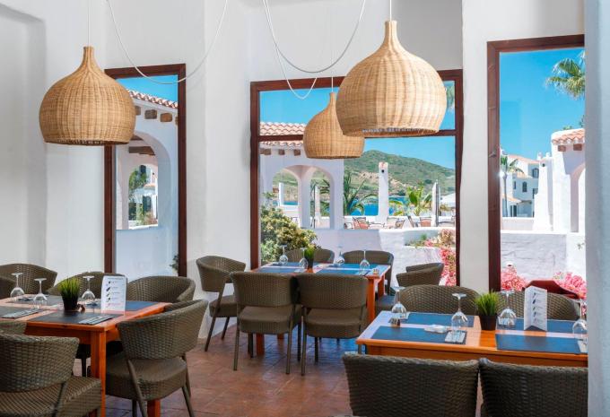 Fergus Club Carema Splash