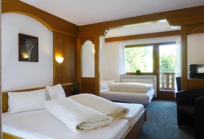 Zimmerbeispiel, Familienzimmer Standard Balkon