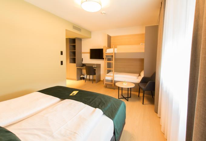 Zimmerbeispiel, Vierbettzimmer "Family&Friends"