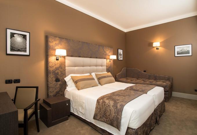 Esempio di camera tripla (DBZ) „Deluxe“