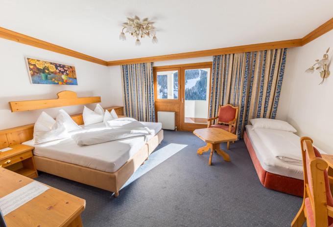 Zimmerbeispiel, Doppelzimmer Balkon