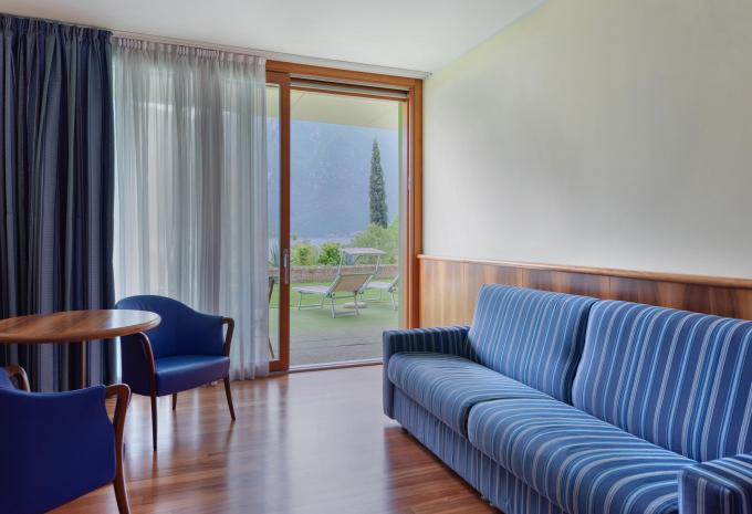 Beispiel Junior Suite Terrasse mit Seeblick