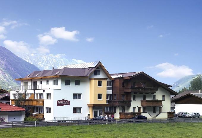 Falkners Resort Ötztal, Längenfeld