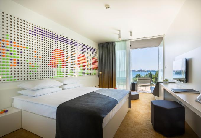 Zimmerbeispiel, Doppelzimmer (DZ) Standard «Meerseite C21