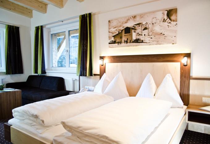 Esempio di camera Camera doppia “Superior con balcone” Esempio di camera Camera doppia “Superior con balcone”