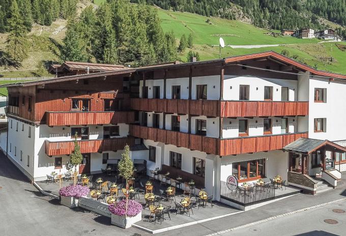 First mountain Hotel Ötztal, Längenfeld