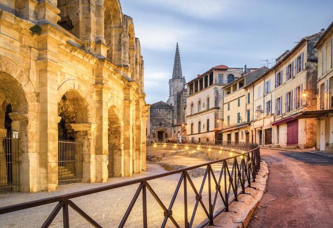 Arles