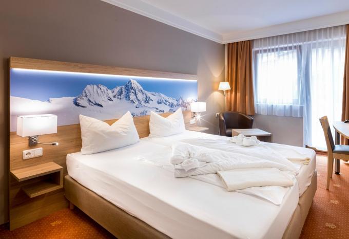 Esempio di camera, Camera doppia Standard con balcone nell'edificio annesso Haus Figol