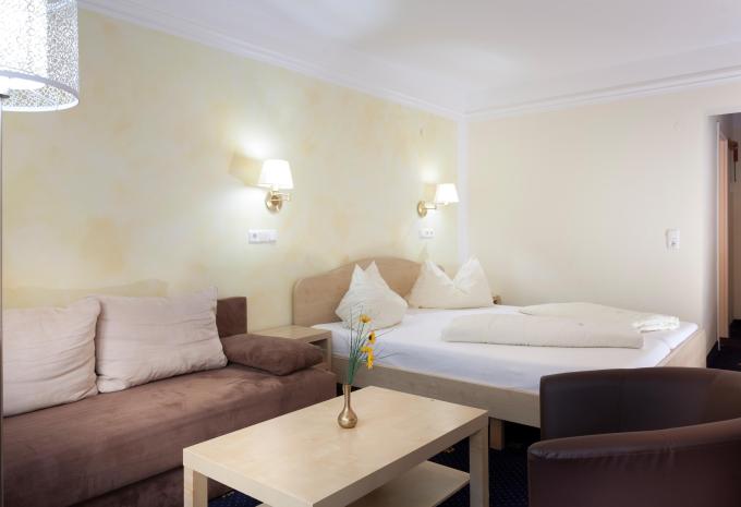 Esempio di camera, “Haus Figol o Jenshof”