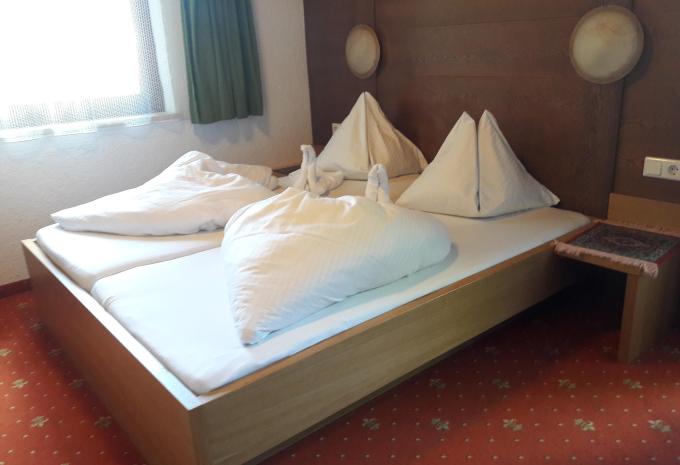 Zimmerbeispiel:  Doppelzimmer Standard Balkon