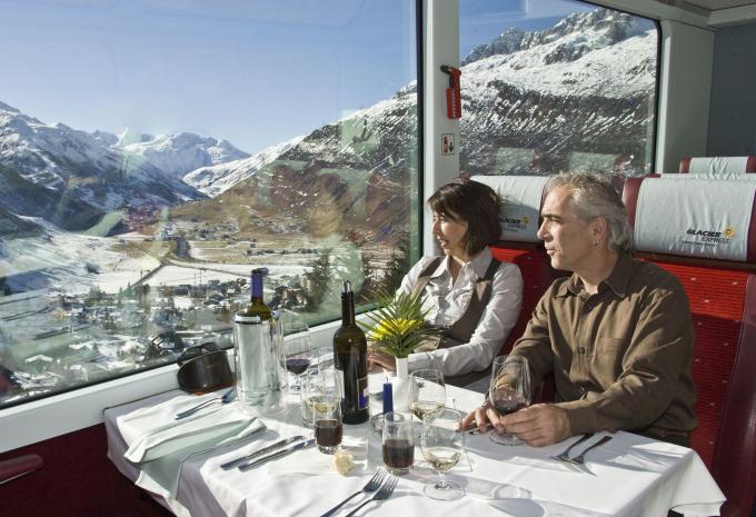 Magie hivernale dans le Glacier & Bernina Express - Circuit en train
