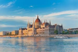 Von Wien über Budapest nach Pécs & retour - Kurz-Flusskreuzfahrt