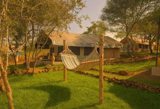 Safari Manyara Escarpment