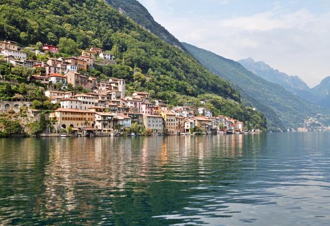 Con il Bernina Express dai ghiacciai alle palme - Tour in treno