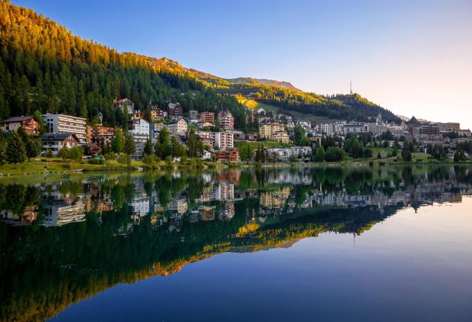 Con il Bernina Express dai ghiacciai alle palme - Tour in treno