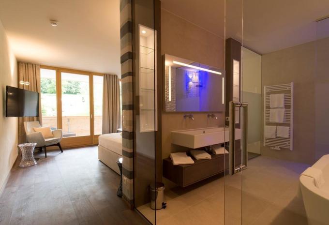 Zimmerbeispiel: Superior Suite 1-2 Zustellbetten