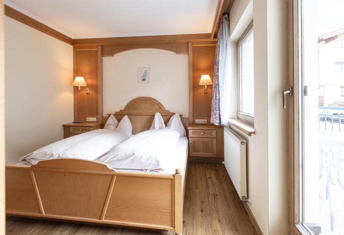 Exemple de chambre, chambre double avec balcon