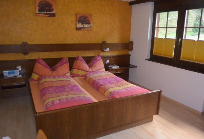 Esempio camera doppia con balcone