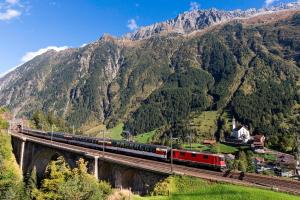 Gotthard Panorama Express