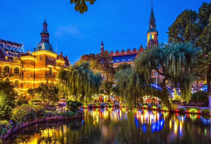 Dänischer Garten und Rathaus