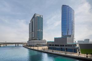 Radisson Blu Hotel, Dubai Canal View*****
