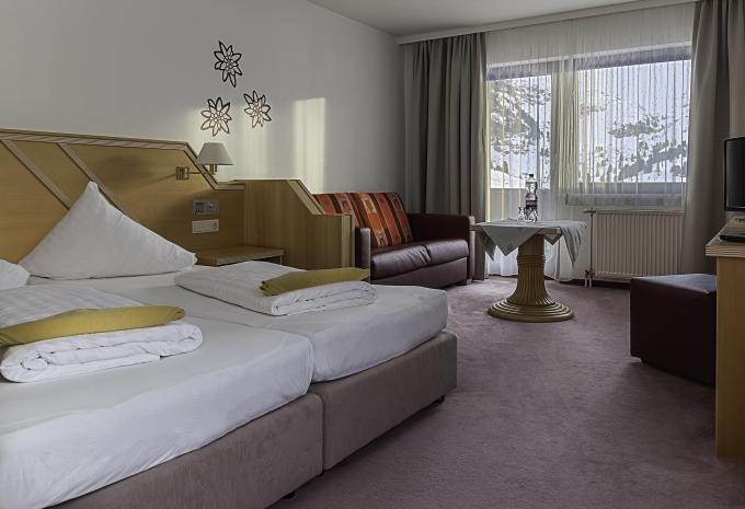 Esempio di camera, Camera familiare Classic con balcone «Familiennest»