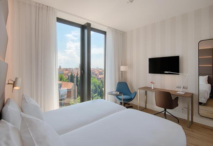 Esempio di camera Camera doppia standard