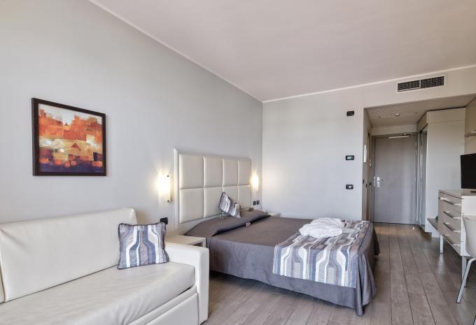 Zimmerbeispiel Doppelzimmer Standard Balkon, Parc Hotel