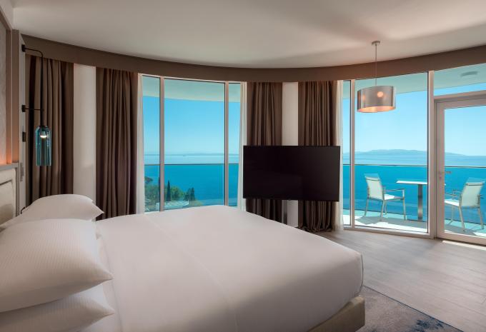 Zimmerbeispiel Doppelzimmer Deluxe King Guest Room