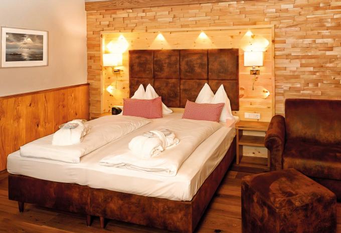 Esempio di camera, Suite «Bergkristall»