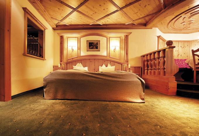 Esempio di camera, Camera quadrupla «Steinbock»