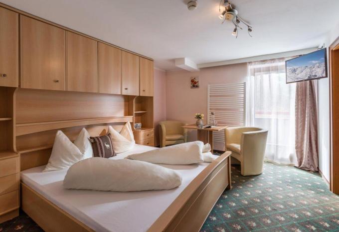 Exemple de chambre : Chambre double avec balcon