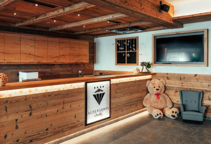 Hotel Garni Alpenjuwel Residenz, Serfaus